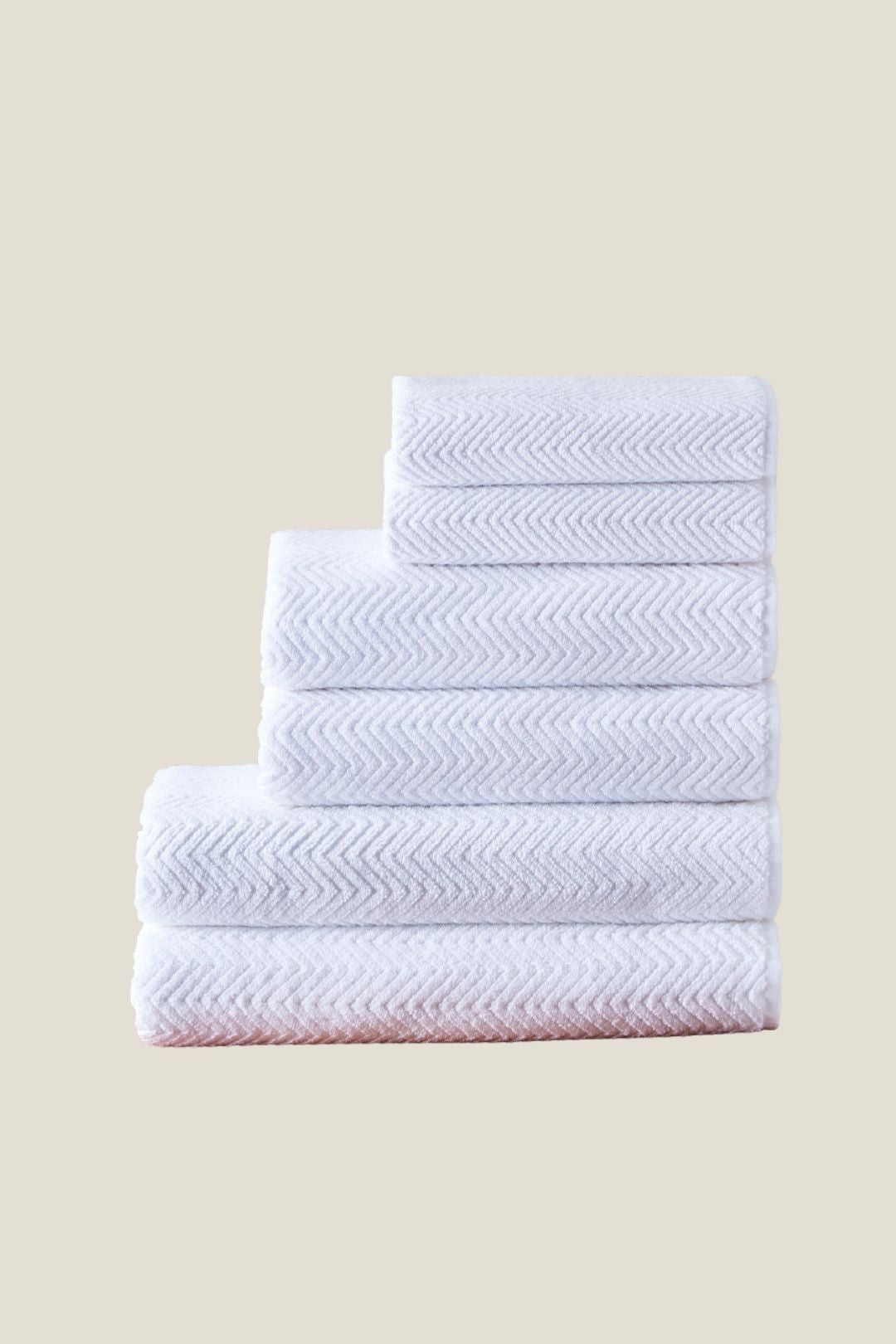 Premium white hotel towels