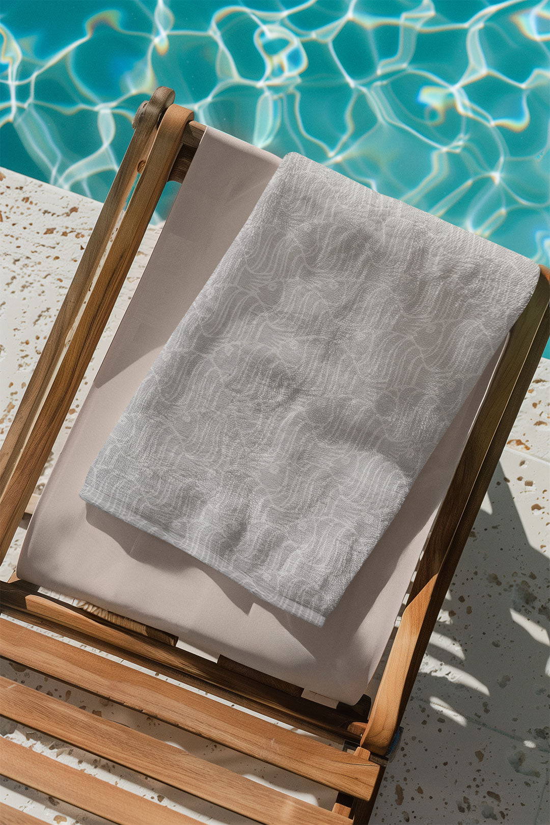 Harbourloom colourful 100% cotton eco-friendly beach towel – ultra-absorbent, fast-drying, lightweight design ideal for beach days, pool parties, and summer travel. 
