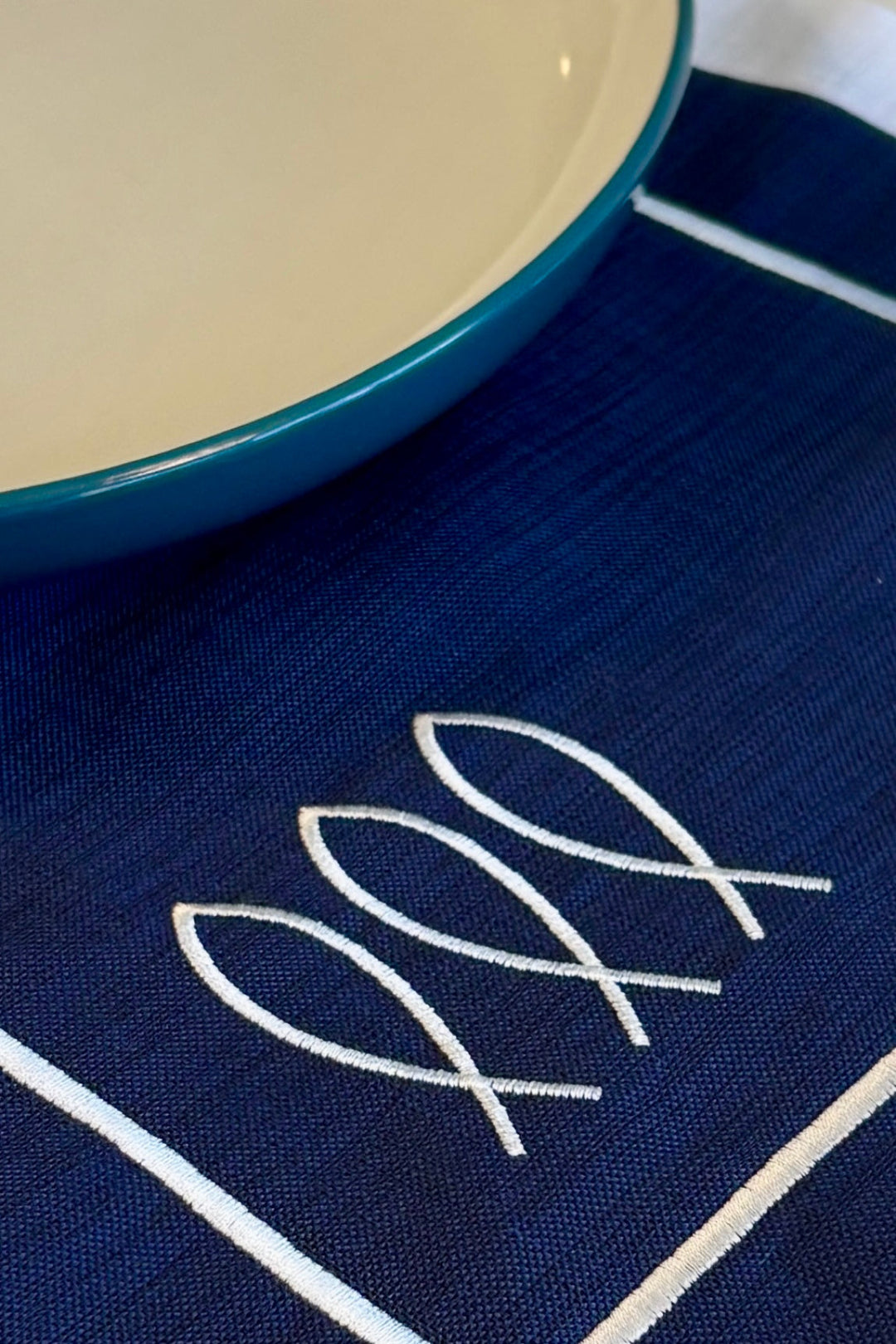 Trifin nautical table mat